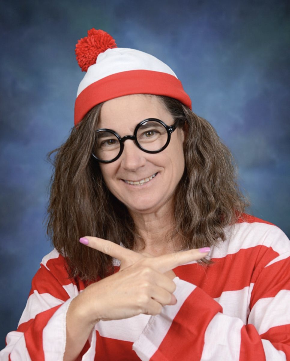 Alison Hise dressed as Waldo